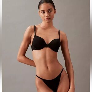 NWT CALVIN KLEIN Ideal Micro String Bikini Black Large